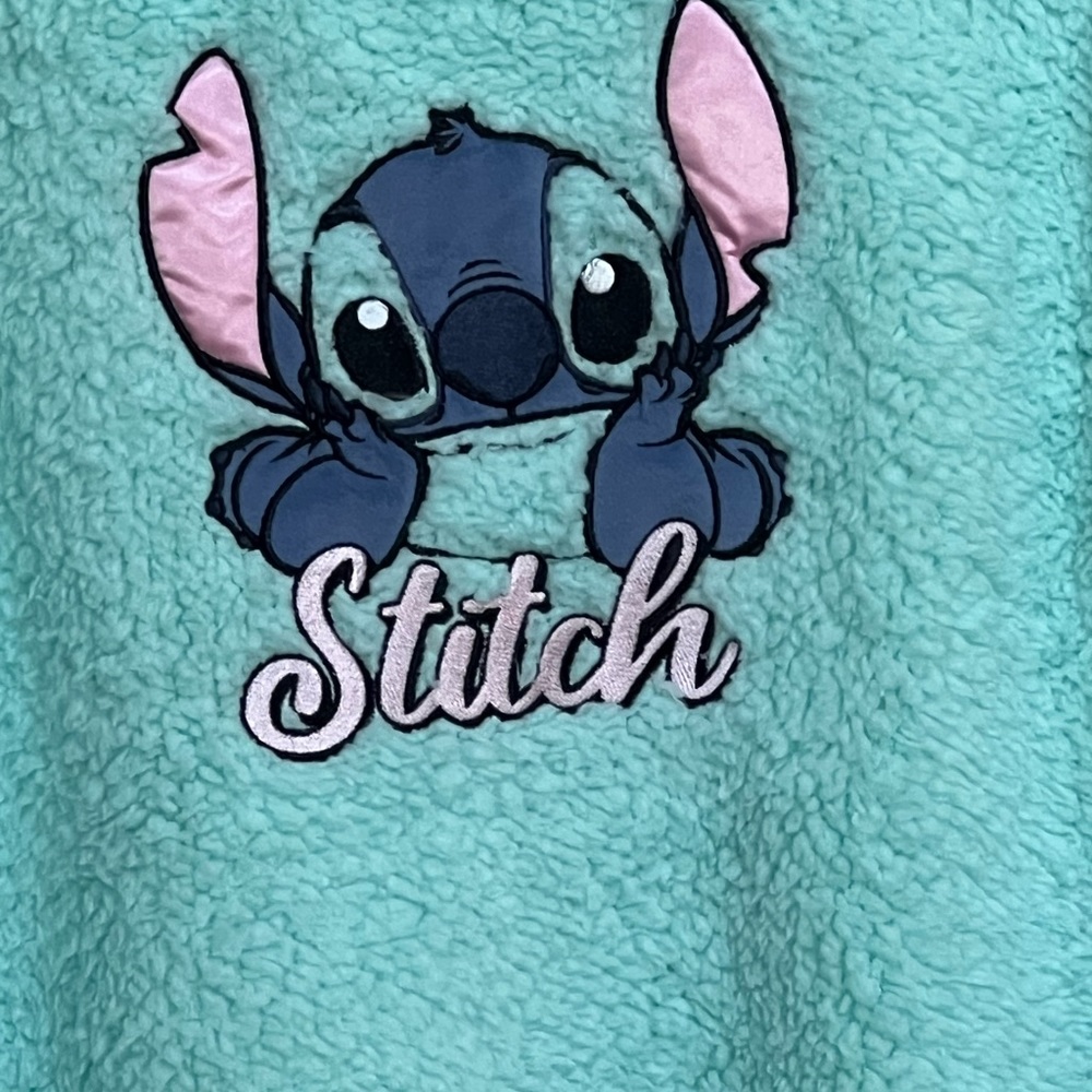 Disney Lilo & Stitch  Sherpa Pajama Top Adult Womens XL  NWT